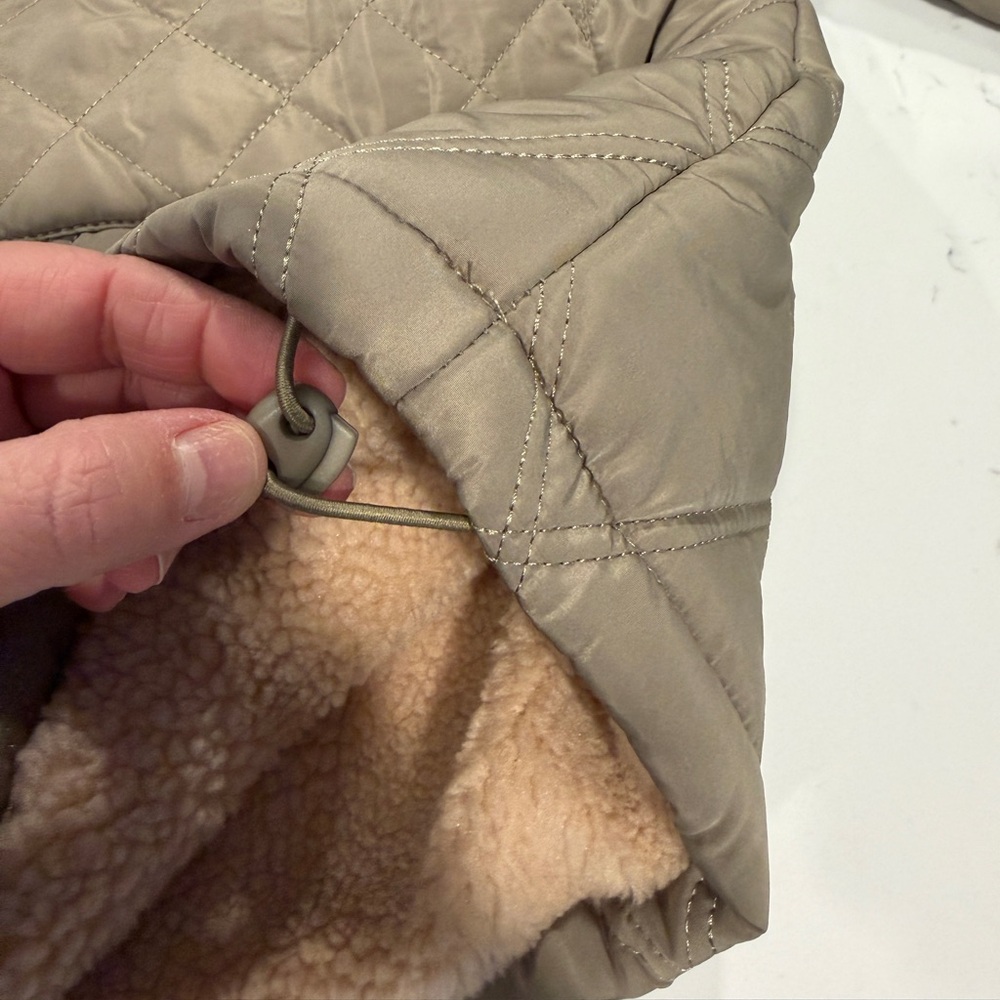 Cute Jacket! - Picture 9 of 16